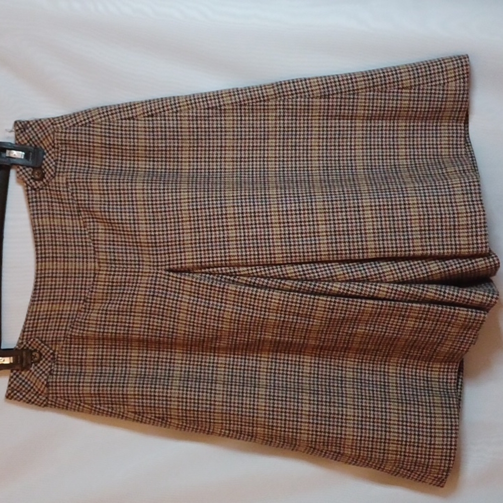 Halogen Multi-Colored Houndstooth Tweed Wool Blend Culottes. Size 0.